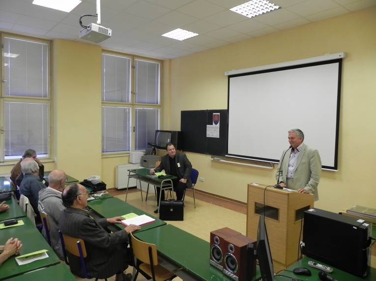 Konferenciu otvoril rektor Technickej univerzity Prof. R. Kropil