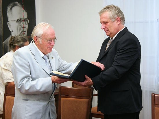 prof. Genadij Ososkov a prof. Pastorek