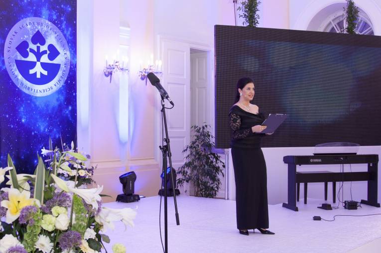 Hostí privítala moderátorka Iveta Malachovská