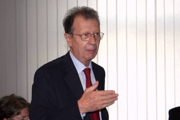 Profesor Moritz Csáky.