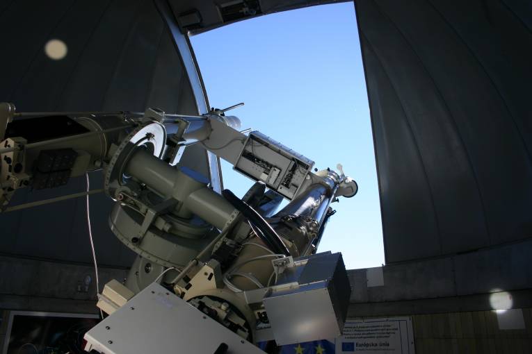 Dvojitý slnečný koronograf na observatóriu na Lomnickom Štíte. 
