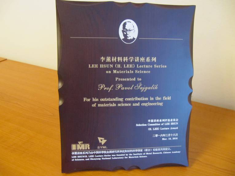 Cena pre prof.Pavla Šajgalíka:  Lee Hsun Lecture Award
