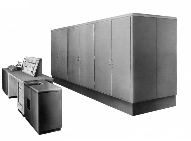 Počítač ZRA-1