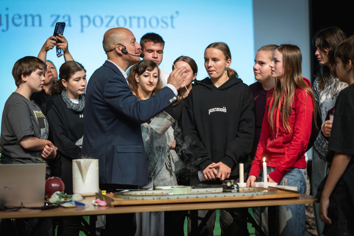 Od absolútnej nuly k levitácii: tajomstvá supravodivosti