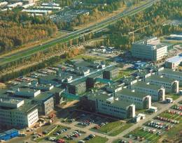 Zväčšiť fotografiu - Oulu: v tamojšom Technopolis funguje vyše 130 spoločností hi-tech s vyše 3000 pracovníkmi vo výskume, vývoji a výrobe. Viac na: www.sciencepark.com , resp. na: www.medipolis.com.