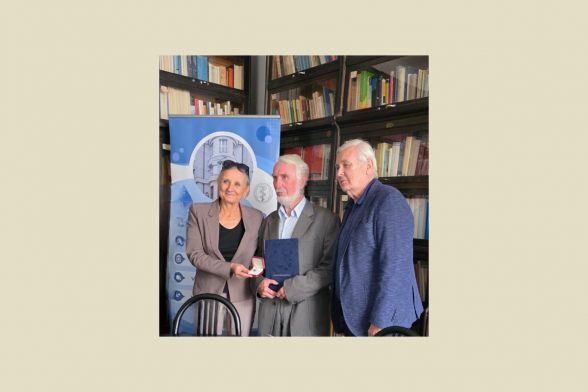 Another award for our outstanding scientist!