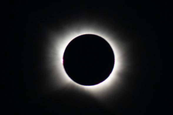 Tím astronómov SAV pri úplnom zatmení Slnka v Španielsku