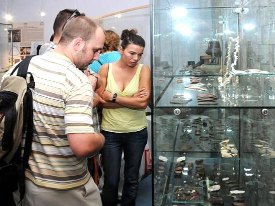 Archeologická výstava v Ponitrianskom múzeu zaujala.