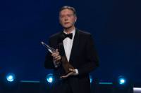 Krištáľové krídlo v kategórii medicína a veda pre Jozefa Bátoru