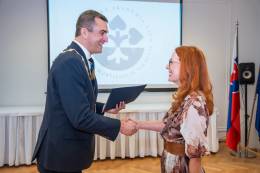Zväčšiť fotografiu - Ocenenie špičkových publikácií SAV za rok 2025