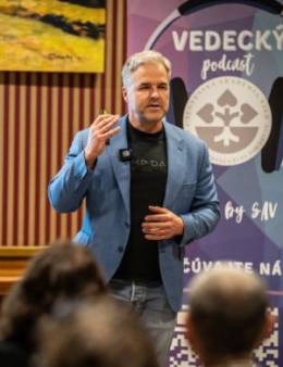 Vivat Scientia! Nech žije veda! s Norbertom Žilkom
