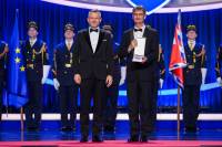 Rad Ľudovíta Štúra II. triedy si prevzal aj Ján Tkáč z Chemického ústav SAV