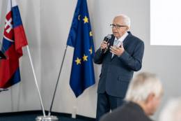 Konferencia Extrapolácie 2025