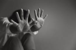 Conspiracy theories increase feelings of threat, new...