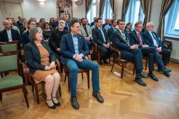 Zväčšiť fotografiu - Ocenenie špičkových publikácií SAV za rok 2025