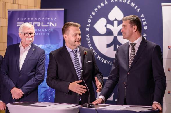 Práce na spustení superpočítača PERUN sa blížia do finále