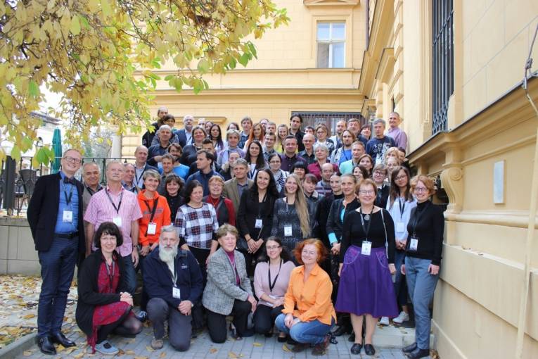 Účastníci 19. česko-slovensko-poľskej paleontologickej konferencie v Prahe