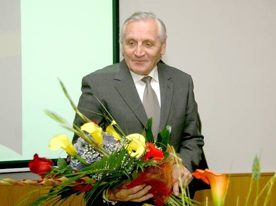 Akademik MUDr. Ladislav Macho, DrSc.
