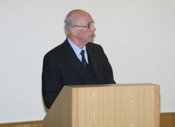 Prof. Dr. Wolfgang Frühwald pri svojej prednáške pred Učenou spoločnosťou SAV
