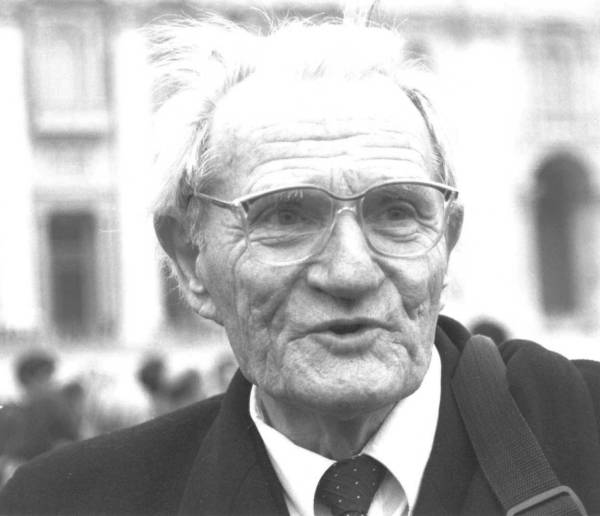 PhDr. Anton Habovštiak, CSc.