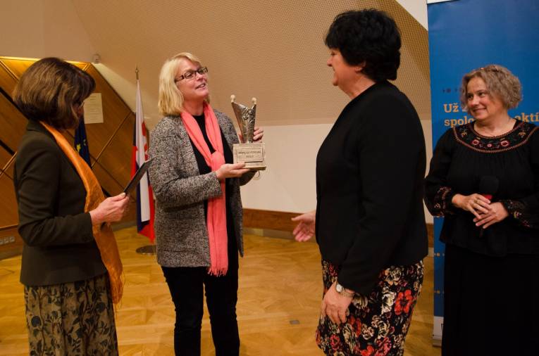 Monika Vrzgulová získala cenu za svoju prácu v oblasti výskumu a podpory ľudských práv