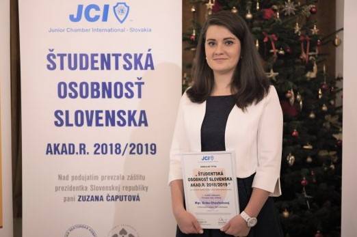 Mgr. Erika Chocholová sa stala absolútnou víťazkou súťaže Študentská osobnosť Slovenska