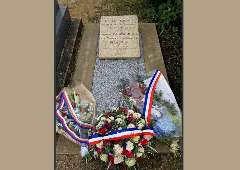 Hrob Ernesta Denisa v Sceaux pri Paríži 
