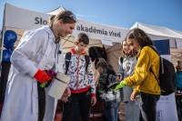Prezentácie SAV na Vedeckom veľtrhu v Bratislave  pritiahli množstvo návštevníkov