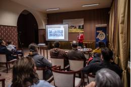 Materiály budúcnosti z dielne SAV boli témou prednášky v Lučenci