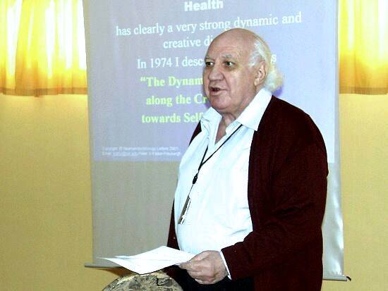 Sympózium <i>Nezdravý životný štýl: poruchy a ochorenia</i>  a úvodná prednáška profesora Fedora-Freybergha, prvého profesora prenatálnej a perinatálnej psychológie a medicíny na Slovensku i vo svete.