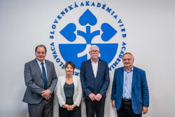 International Advisory Board 2020 - image 1