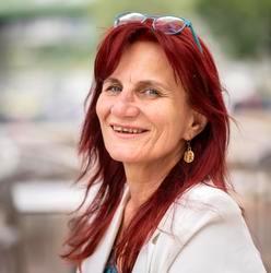 Mgr. Andrea Nozdrovická